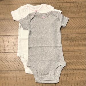 Carter’s baby girl organic cotton onesies - bow onesies - new! - 6 months